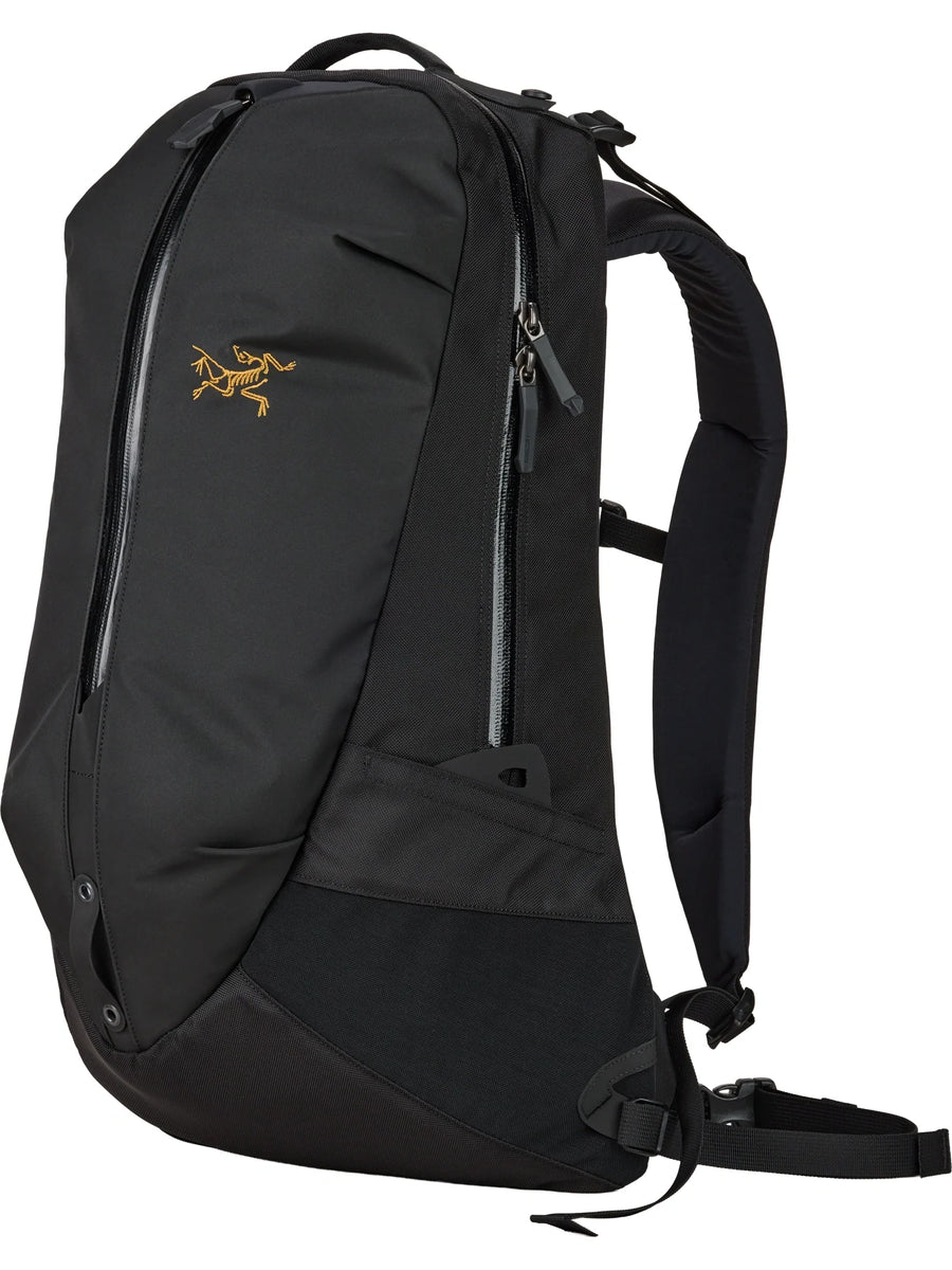 か*ず様 ARC'TERYX ARRO22 アークテリクス アロー22 Arro 22 Backpack – Arc'teryx Tokyo Ginza