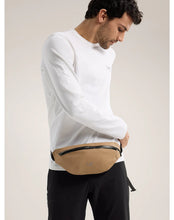 画像をギャラリービューアに読み込む, Granville Crossbody Bag