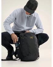 画像をギャラリービューアに読み込む, Mantis 26 Backpack