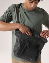 画像をギャラリービューアに読み込む, Granville Shoulder Bag