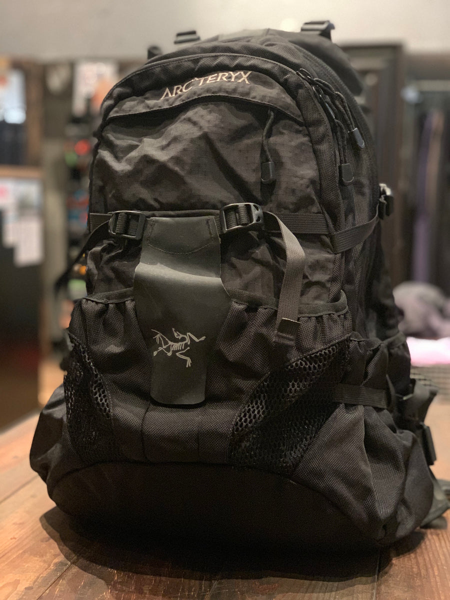 Flare Backpack – Arc'teryx Tokyo Ginza