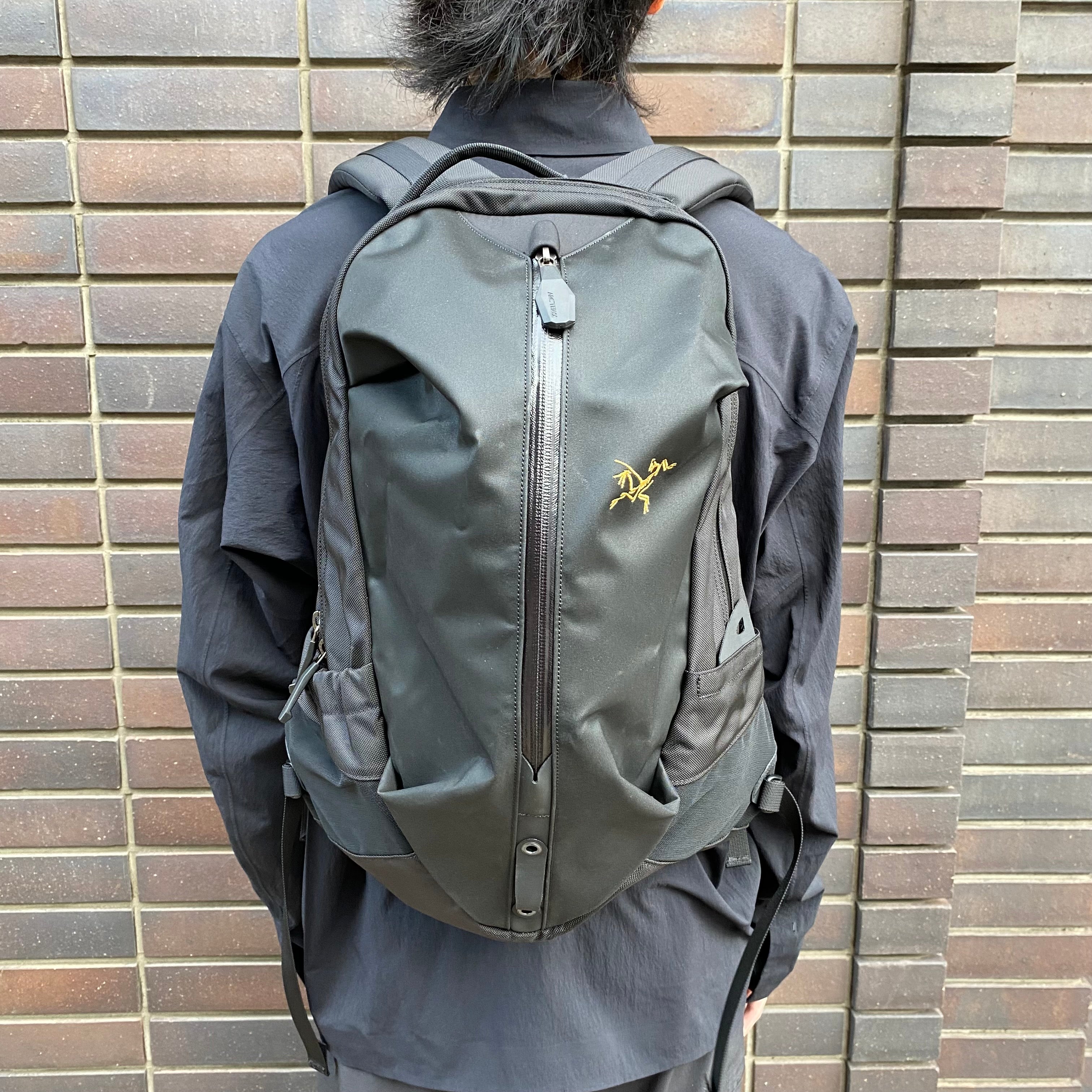 【新品】再入荷　アークテリクスArro16 アロー16 Black ブラック