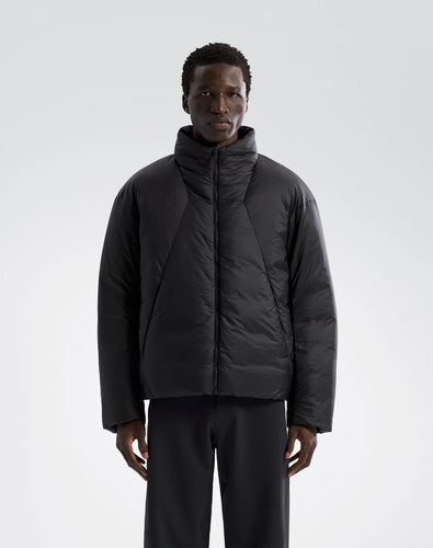VEILANCE – Arc'teryx Tokyo Ginza