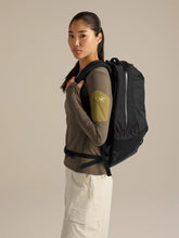 画像をギャラリービューアに読み込む, Arro 22 Backpack
