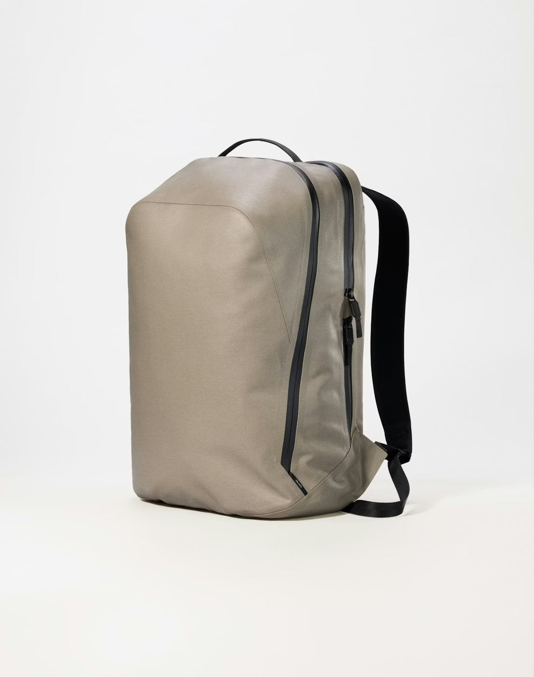 Anodic Backpack – Arc'teryx Tokyo Ginza