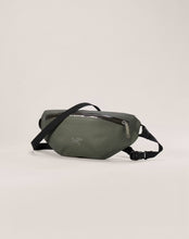 画像をギャラリービューアに読み込む, Granville Crossbody Bag
