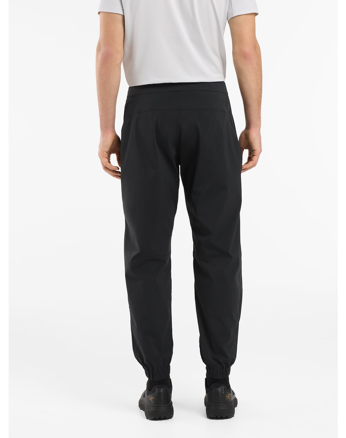 Acrople Jogger – Arc'teryx Tokyo Ginza